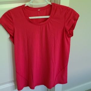 ❄️ 2/$40 Lululemon Tee Shirt